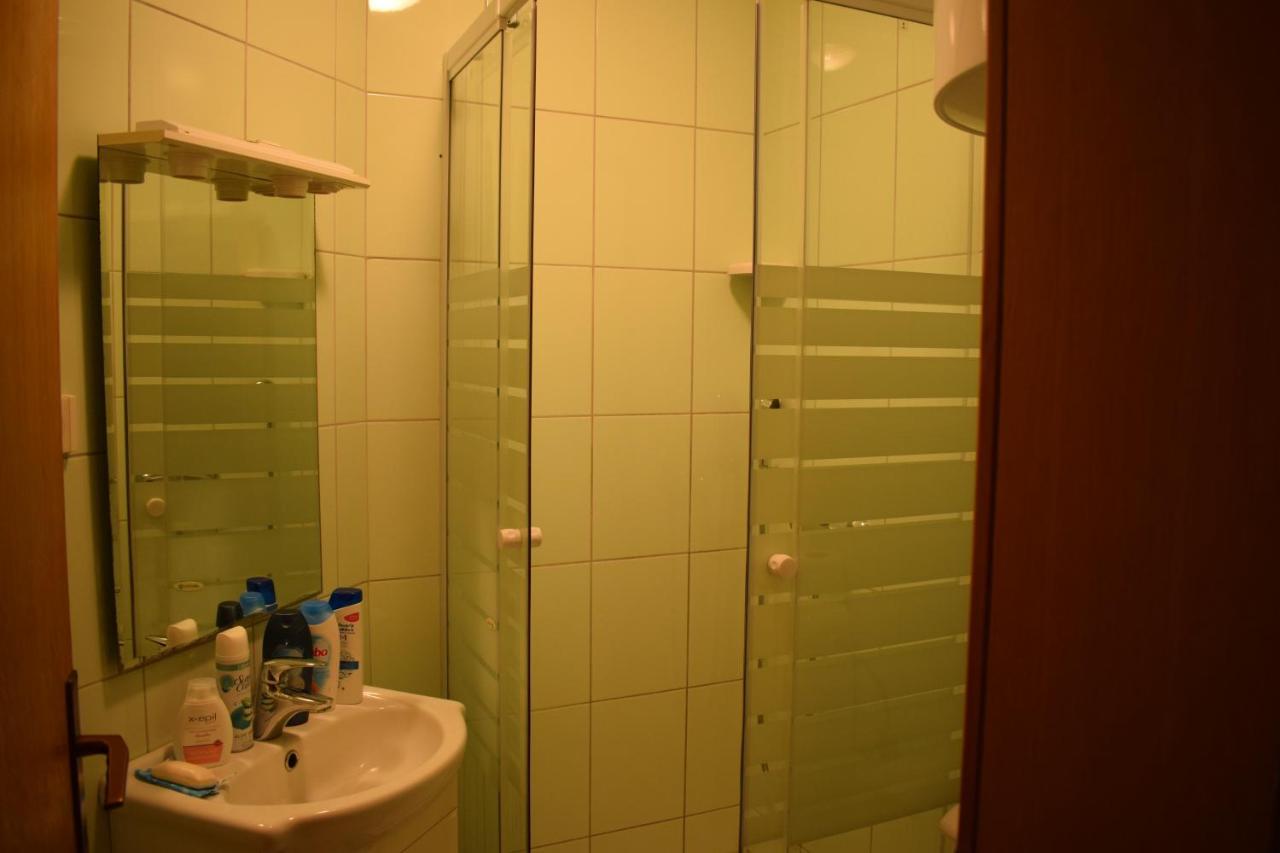 Apartments Malinska-Kajkic ภายนอก รูปภาพ